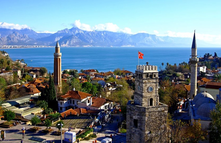 Stadtrundfahrt Antalya von Side