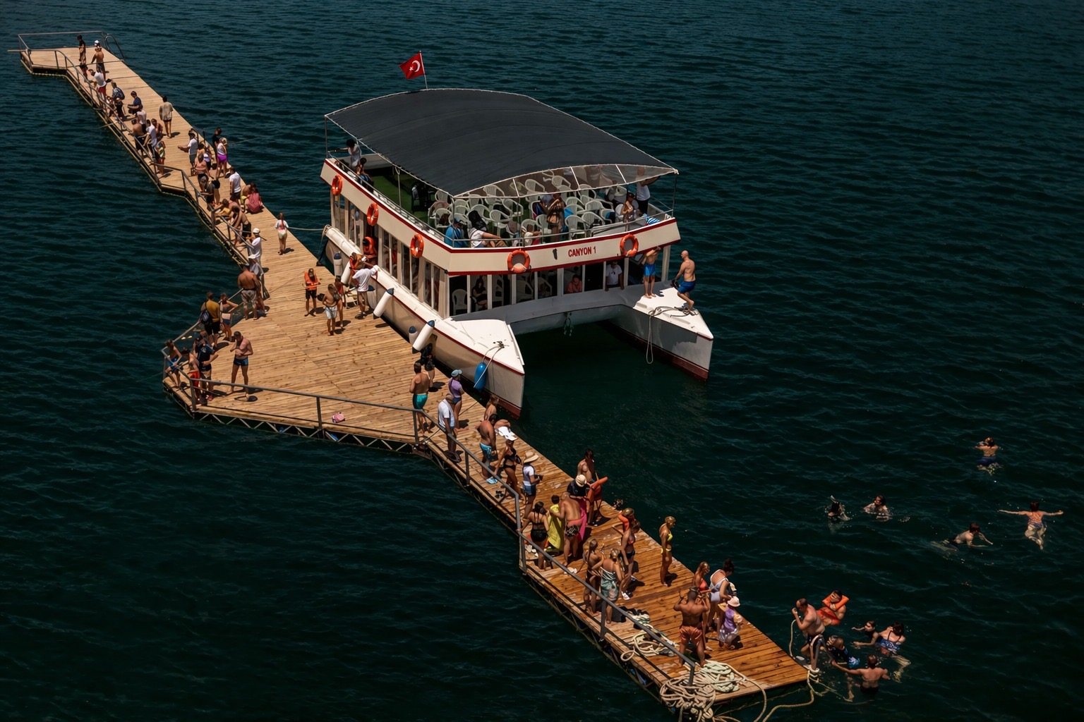 From Belek to Green Canyon, Manavgat Waterfall & Zoo Tour