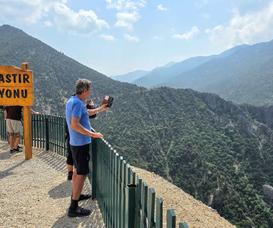 Goldwiege Höhle & Ormana Dorf Tour