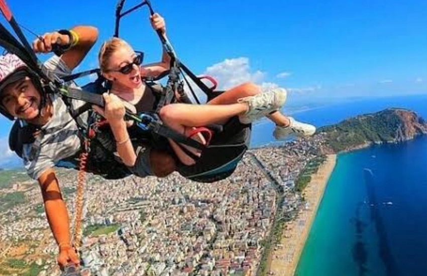 Gleitschirmfliegen von Side