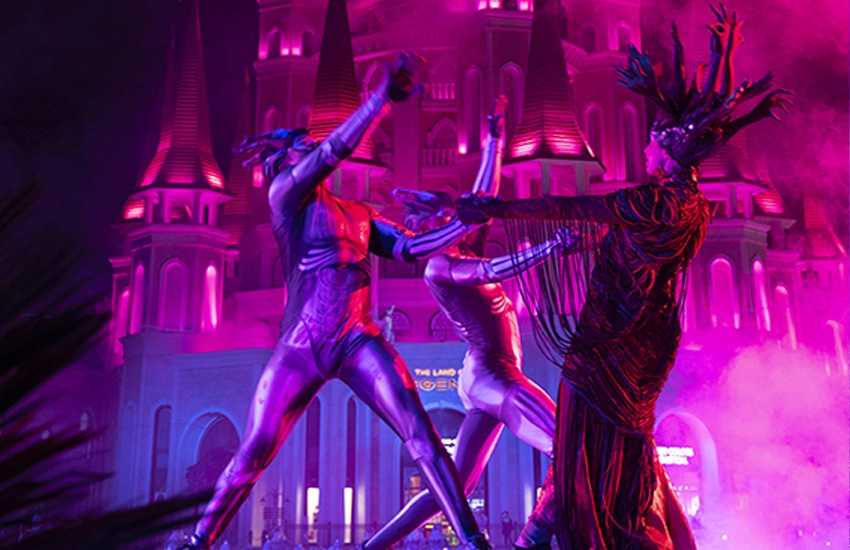 Efsaneler Diyarı Gece Şovu