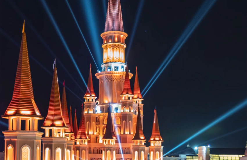 Efsaneler Diyarı Gece Şovu