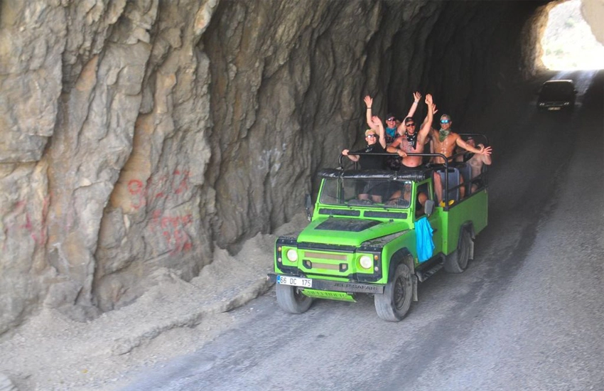 Aileler için VIP Jeep Safari Macerası