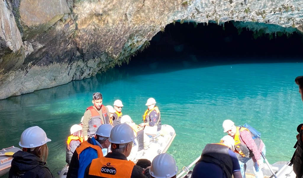 Goldwiege Höhle Ormana Dorf Ausflug