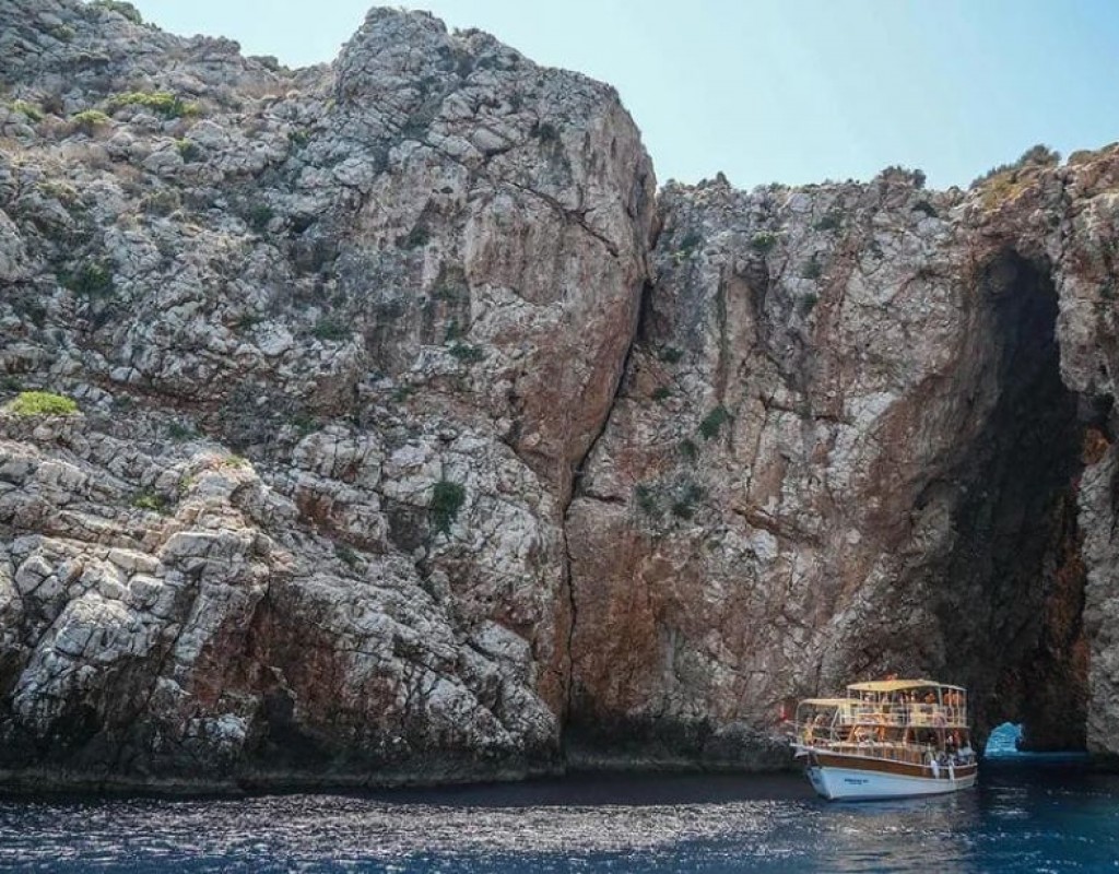 MALDİVEN BOOTS TOUR ( SULUADA İNSEL) AB SİDE